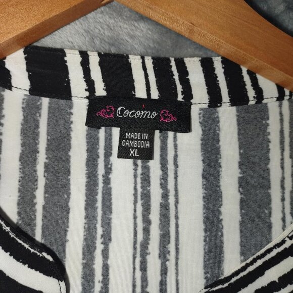 Cocomo Black White Striped Blouse Women's XL – Minimalist‎ Chic Button Front Top - Picture 2 of 10